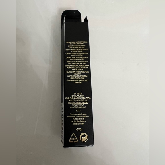 Kilian liquid lipstick, Ultra Matte Nude in color 368 - Picture 5 of 7